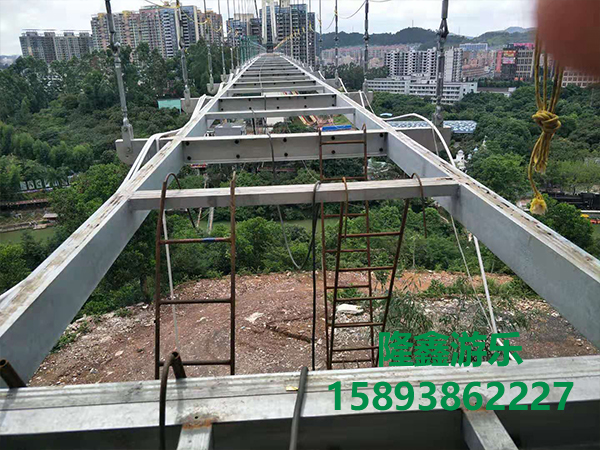 玻璃吊橋施工案例