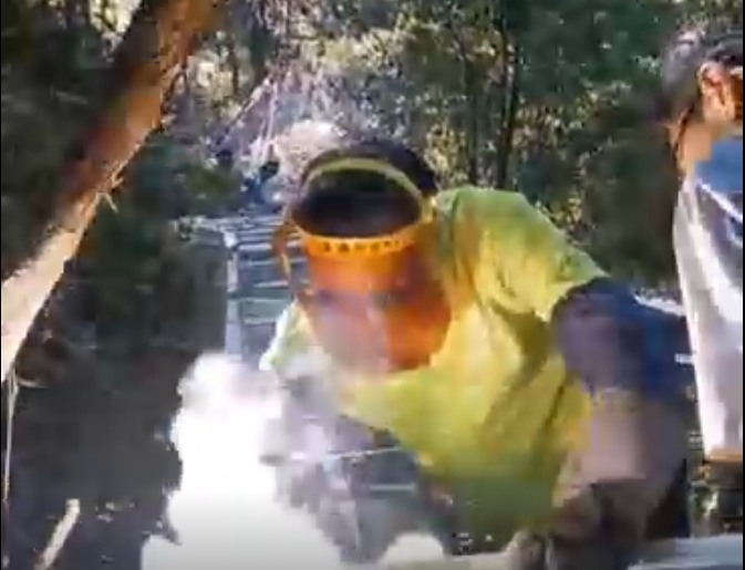 玻璃水滑道視頻