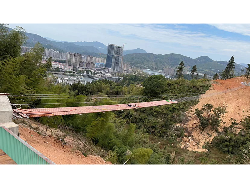 木質(zhì)吊橋